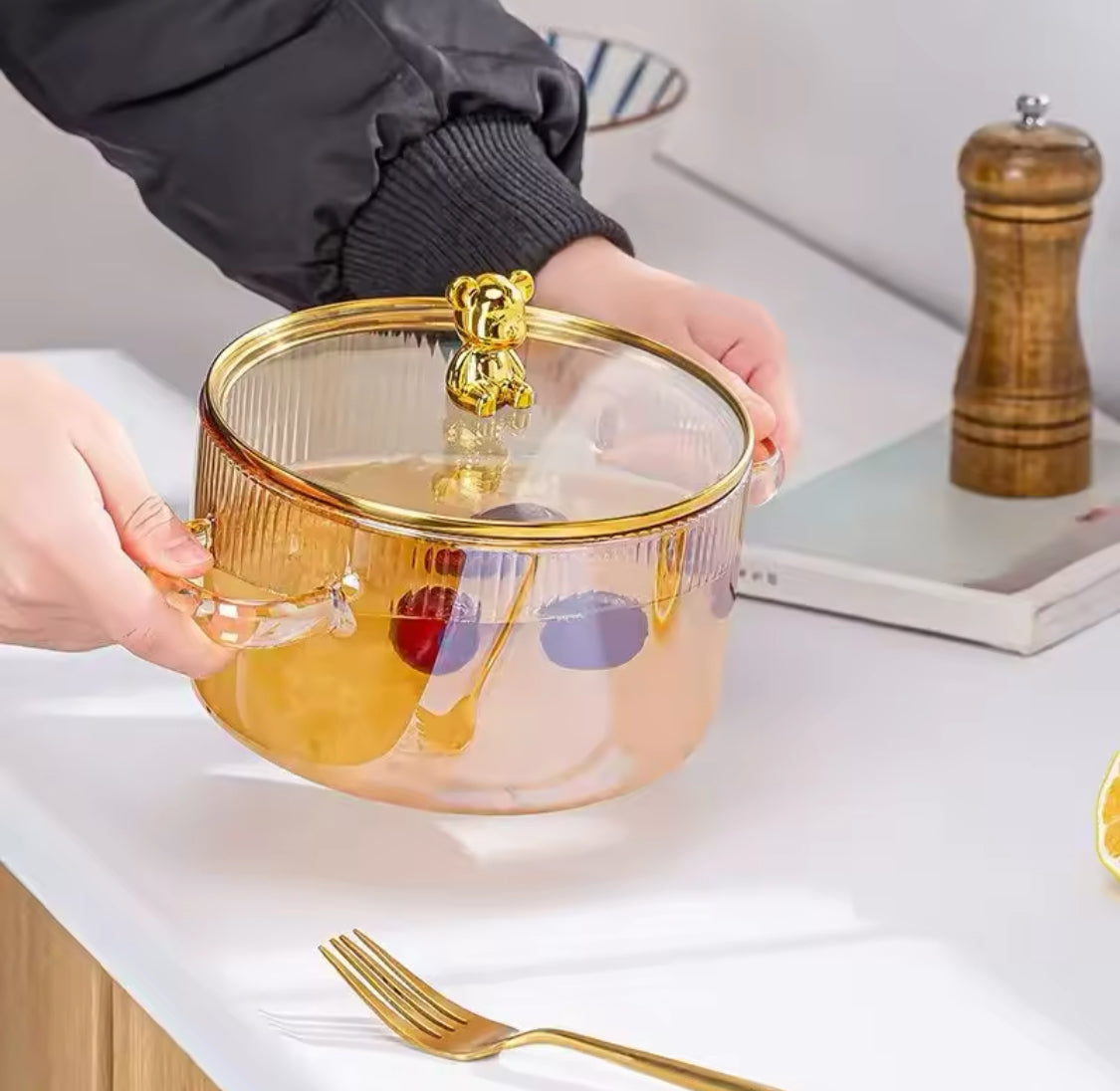 Bear Glass Cooking Pot, Large Capacity High Borosilicate Glass Clear Cooking Pot, Heat Resistant Sauce Pan Bear Glass Cooking Pot, Large Capacity High Borosilicate Glass Clear Cooking Pot, Heat Resistant Sauce Pan